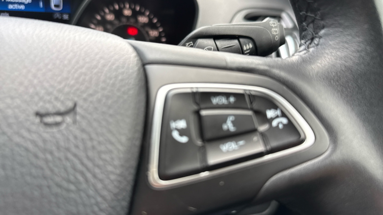 Ford Kuga 1.5 TDCi Titanium Edition 5dr 2WD Diesel Estate